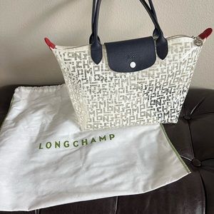 LONGCHAMP Le Pliage Translucent / Clear / Transparent Purse / Tote / Bag NWOT